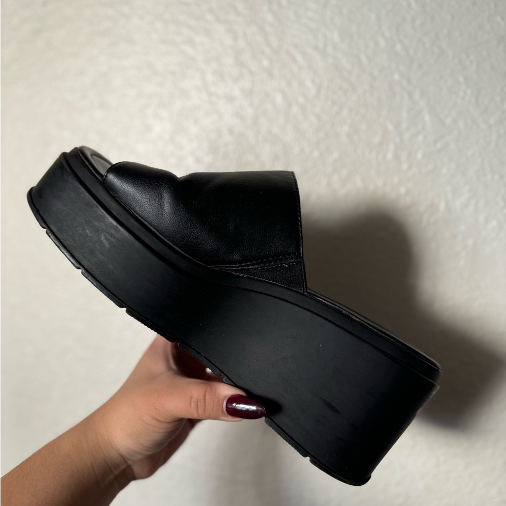 Black Platform Women's Shoe